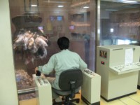 施設内 作業中の写真